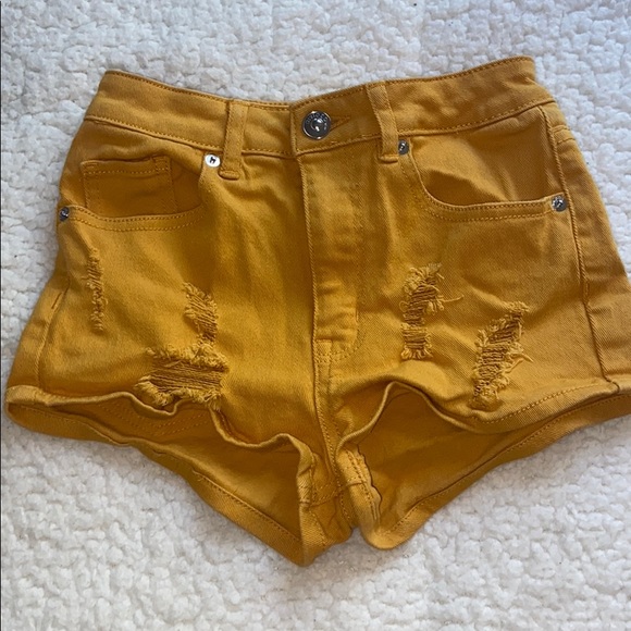 Divided Pants - 🦋 3 for 20 // Mustard Ripped Shorts
